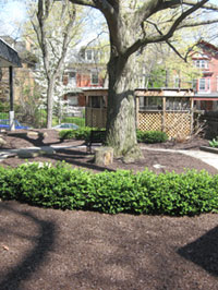 Brown Rubber Mulch for Arsenal Childrens Center